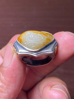 新疆和田玉籽料红皮貔貅守护镶嵌925银搓金戒指